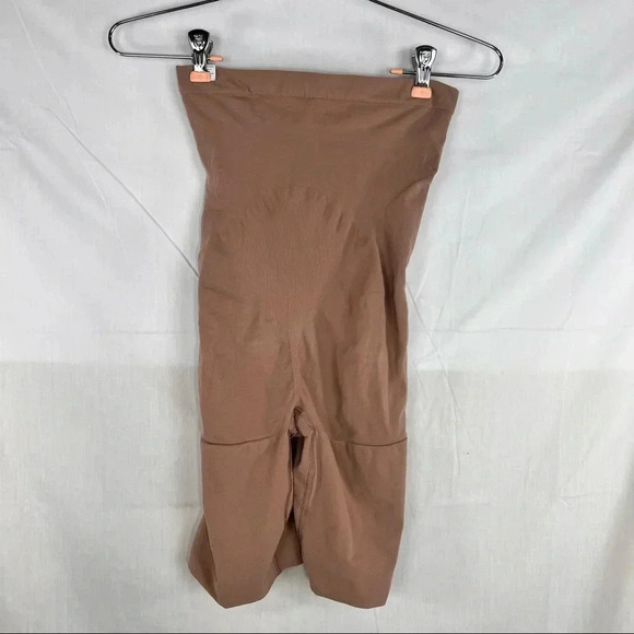 SPANX® Women's Sz XL High-Waisted Higher Power Short in Soft Nude - Picture 4 of 11